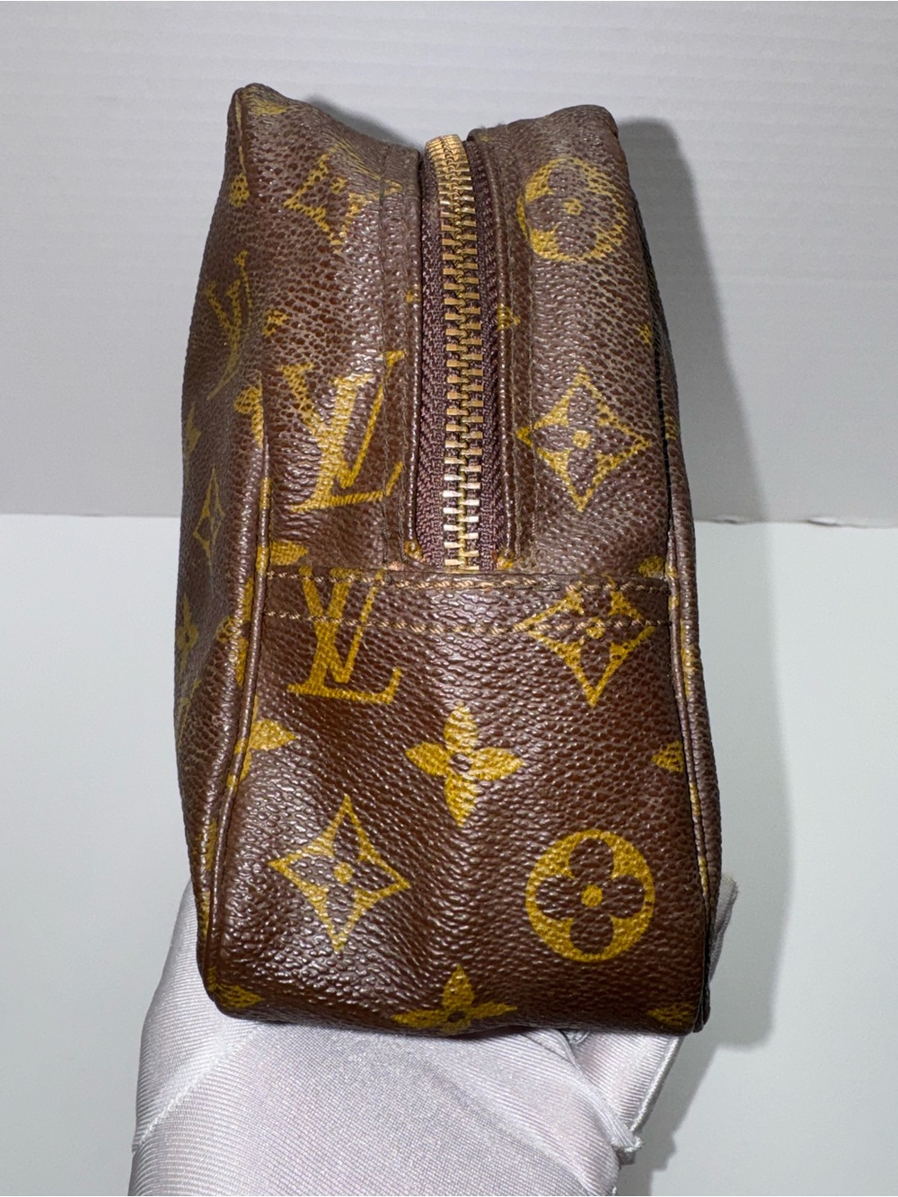 Louis Vuitton Brown Monogram Trousse 27cm - Picture 6 of 11